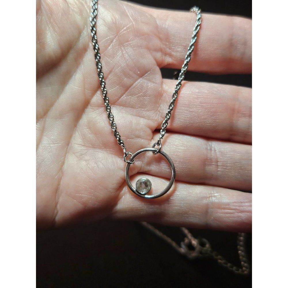 Silver tone circle pendant necklace 18-21"